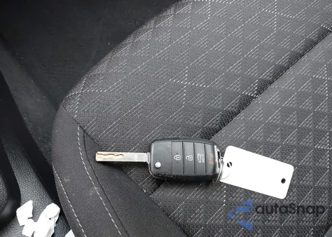 2019 Kia Rio S z USA, uszkodzony, nr VIN 3KPA24AB9KE201430